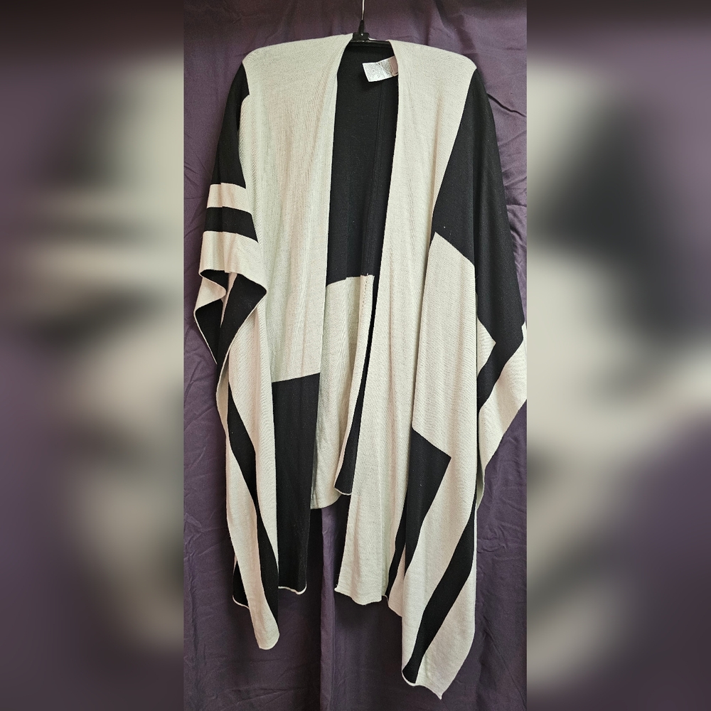 Chico's kimono